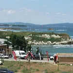 Compass ゲストハウス 3*