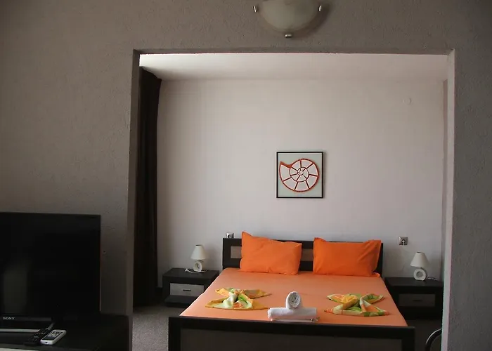 ゲストハウス Compass ロゼネッツ