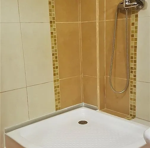 ゲストハウス Compass ロゼネッツ